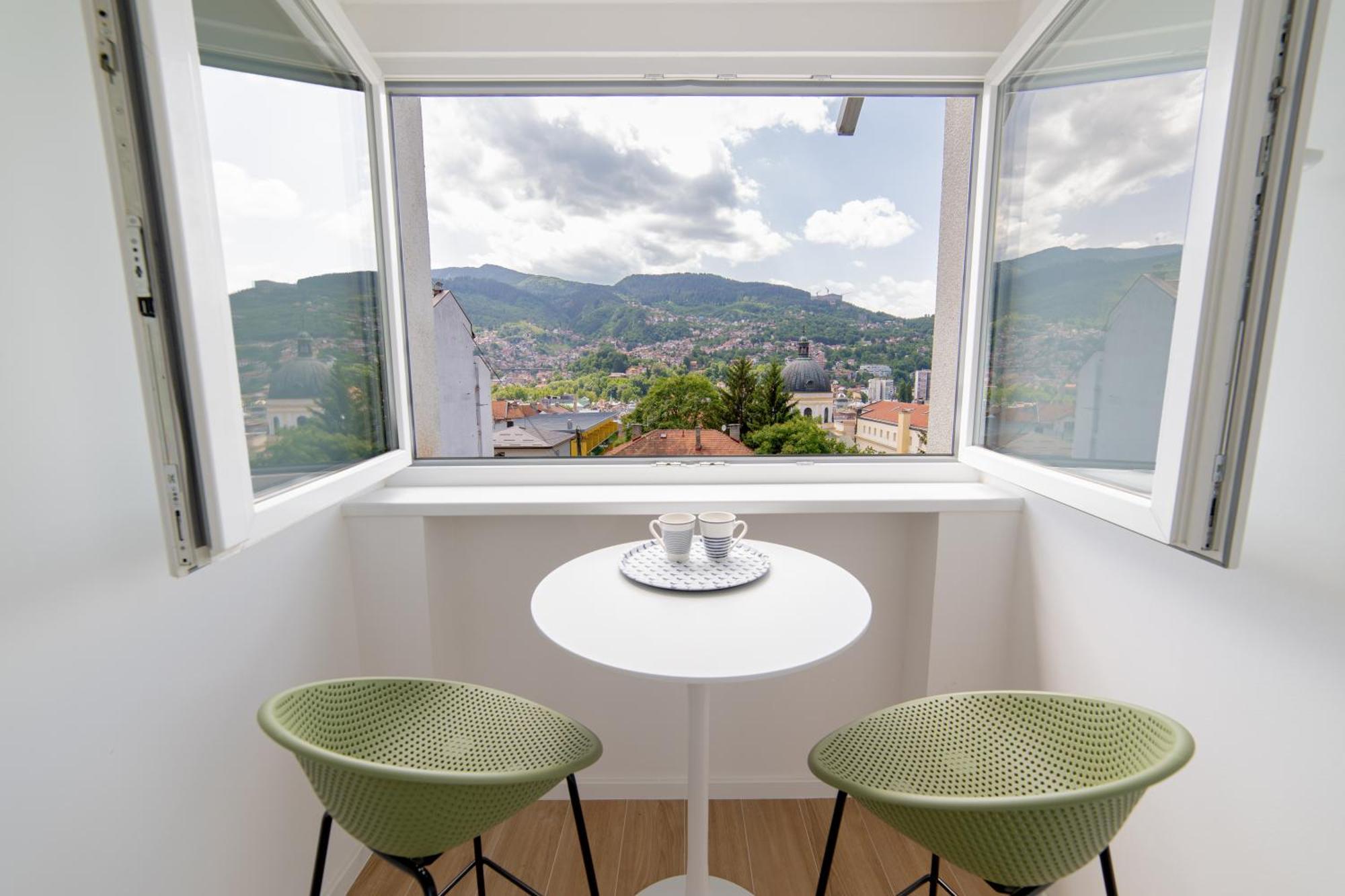 Old Town Heaven 3-Bedroom Apartment With Balcony Σαράγεβο Εξωτερικό φωτογραφία
